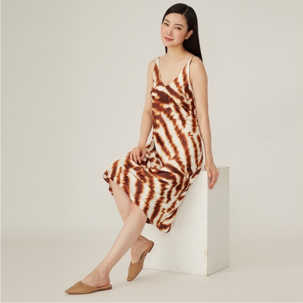 Natori Ethereal Tiger Silky Satin Dress | Size 1X